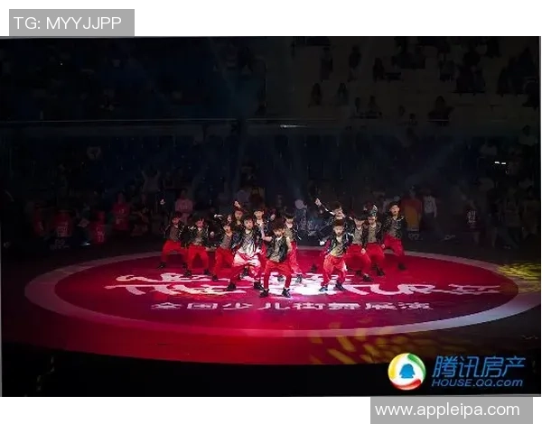 南京街舞队灵活性变革引发热议街舞文化新风潮